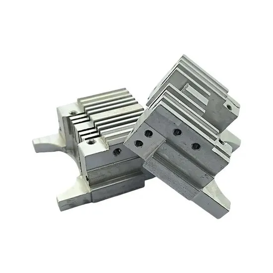 Layanan Penempaan Logam Kustom OEM Pemotongan 激光 Pengecoran 铝 Pemesinan CNC Fabrikasi Bagian Kendaraan Bermotor Bagian Logam Lembaran