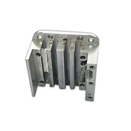Layanan Pengecoran Bagian Mesin Alat CNC 和 Pemesinan Pusat Paduan Aluminium 和 Bagian Otomotif 和 Penerbangan