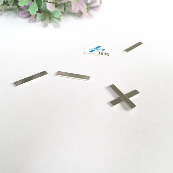 Lembar Kontak Papan Perlindungan Baterai Penjualan Panas 0.8mm Tab Tembaga Berlapis Timah Lembaran Nikel Baterai Sabuk Baja Berlapis Nikel Baterai 锂